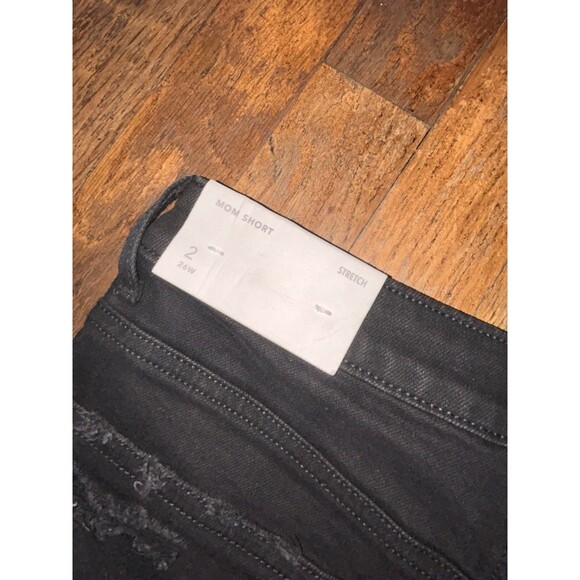 American Eagle NWT Mom Shorts Size 2 Destroyed Distressed Black Jeans Stretch - Picture 3 of 4